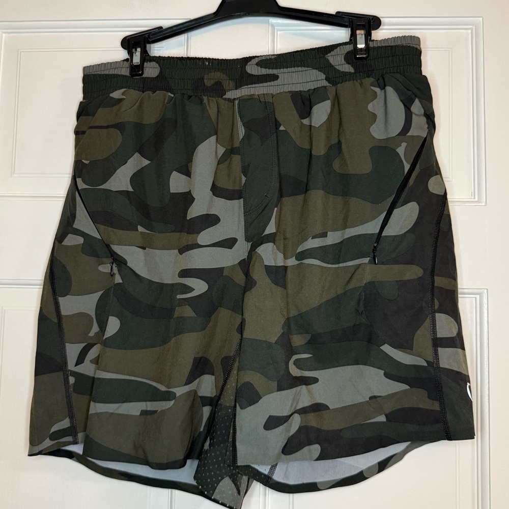 Zyia Active Men’s Camo Athletic Short